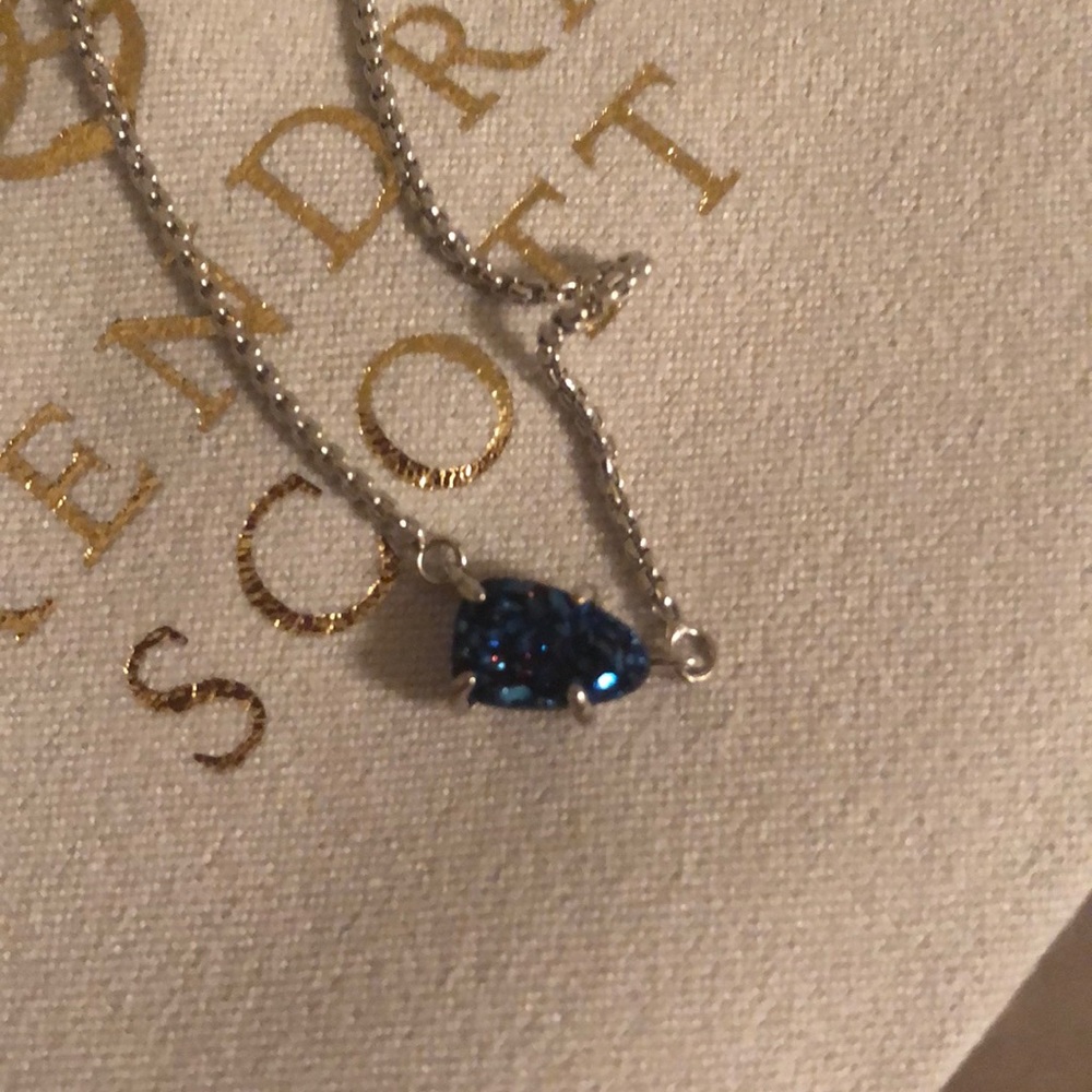 Kendra Scott Necklace